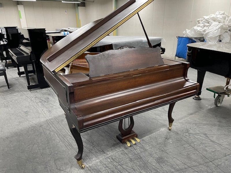 W.HOFFMANN　中古グランドピアノ