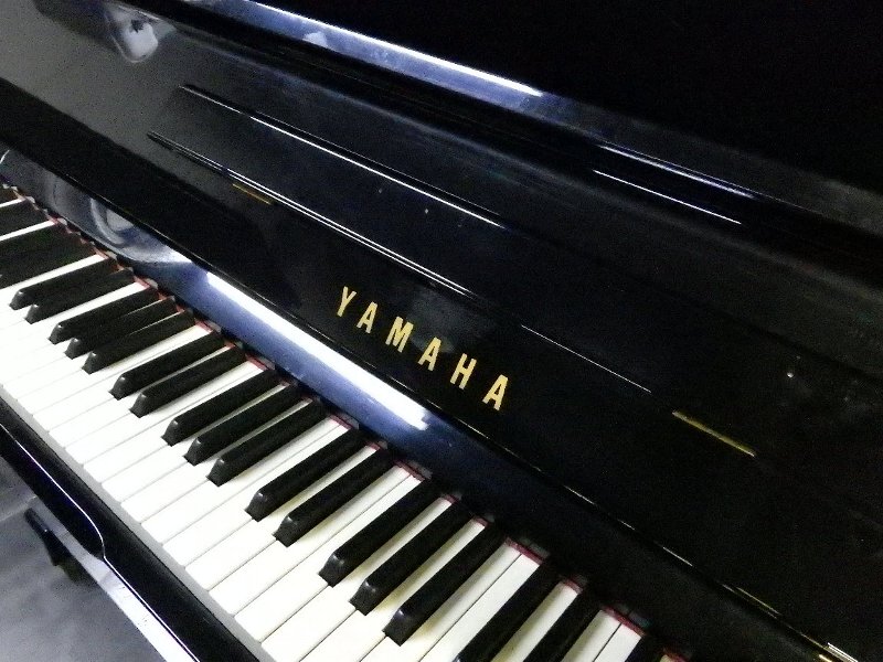 ヤマハ（YAMAHA）　YU3C　中古アップライトピアノ