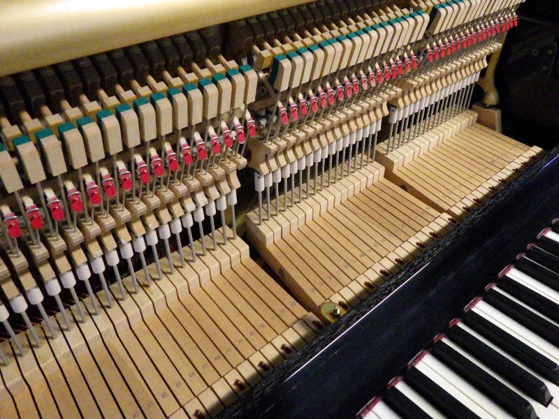 ヤマハ（YAMAHA）　YU3C　中古アップライトピアノ