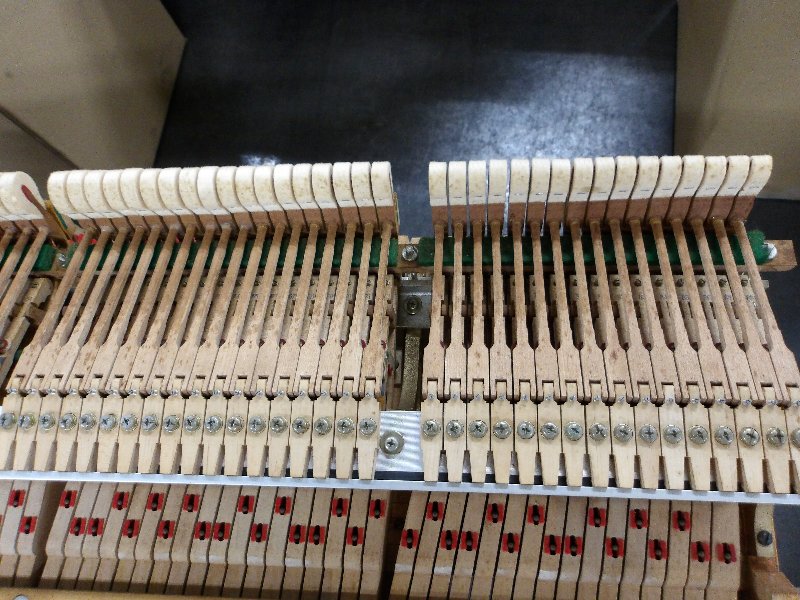 カワイ（KAWAI）　GS30　中古アップライトピアノ
