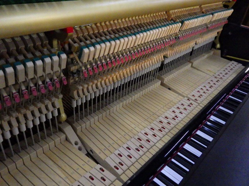 ヤマハ（YAMAHA）　YU5　中古アップライトピアノ