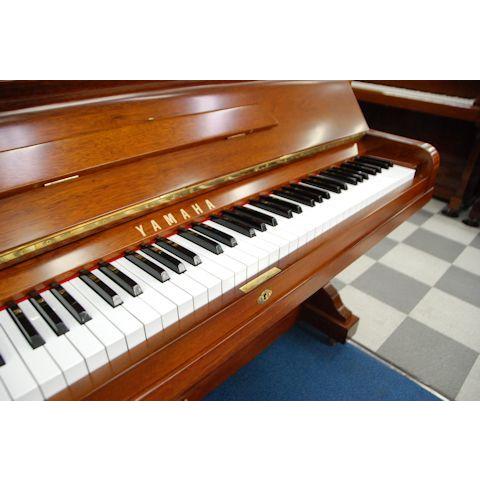 ヤマハ（ＹＡＭＡＨＡ）　Ｕ３　中古ピアノ　オーバーホール済み