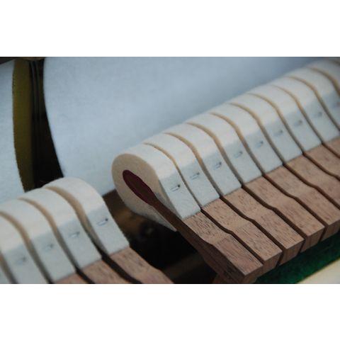 ヤマハ（ＹＡＭＡＨＡ）　ＵＸ３００　中古ピアノ