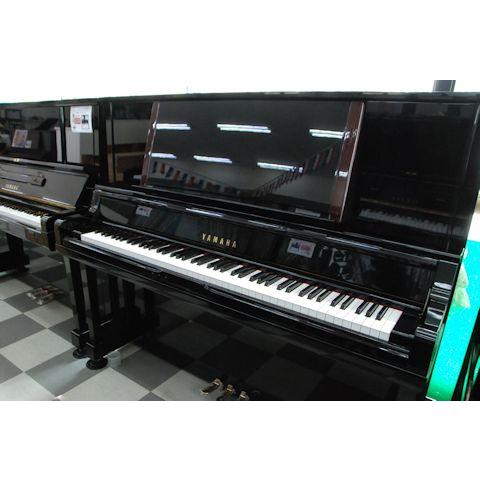 ヤマハ（ＹＡＭＡＨＡ）　ＵＸ３００　中古ピアノ