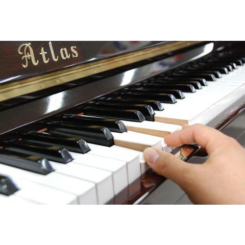 アトラス（ＡＴＬＡＳ）　Ａ２２Ｈ　中古アップライトピアノ