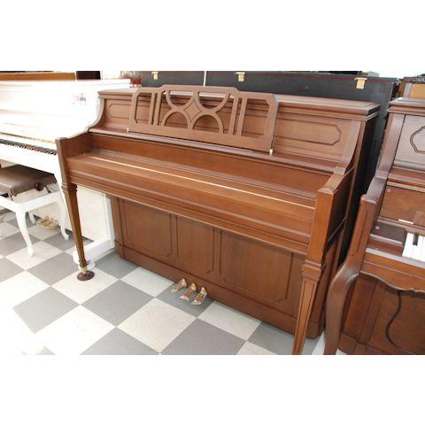 カワイ（ＫＡＷＡＩ）　ＫＬ１１ＷＩ　中古ピアノ