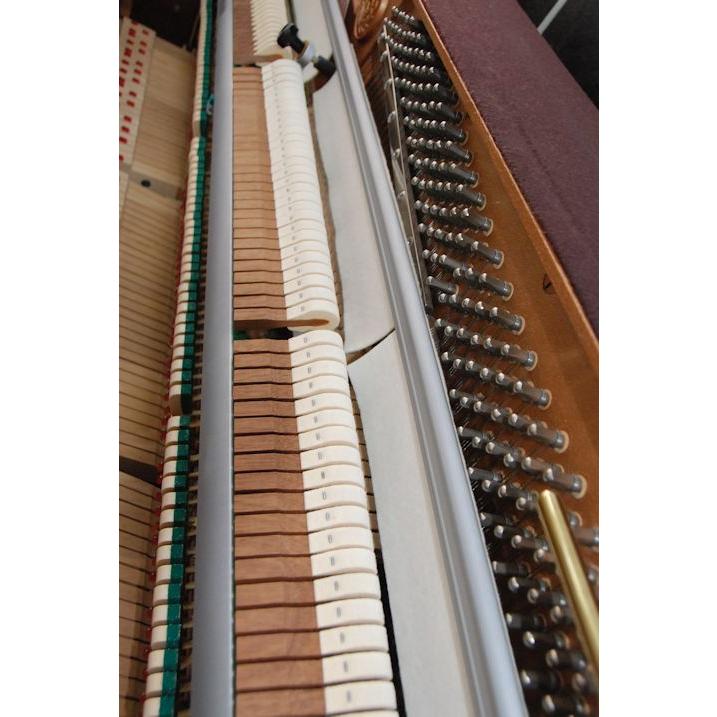 カワイ（ＫＡＷＡＩ）　ＫＬ１１ＷＩ　中古ピアノ