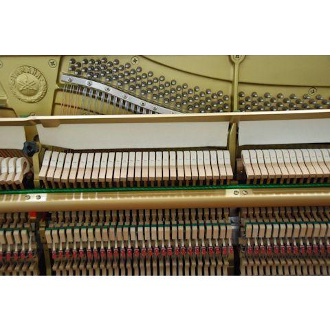 ヤマハ（ＹＡＭＡＨＡ）　Ｗ３ＡＭｈＣ　中古ピアノ