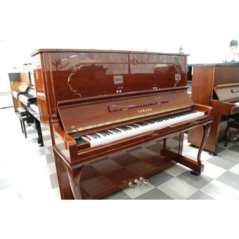 ヤマハ（ＹＡＭＡＨＡ）　Ｗ３ＡＭｈＣ　中古ピアノ